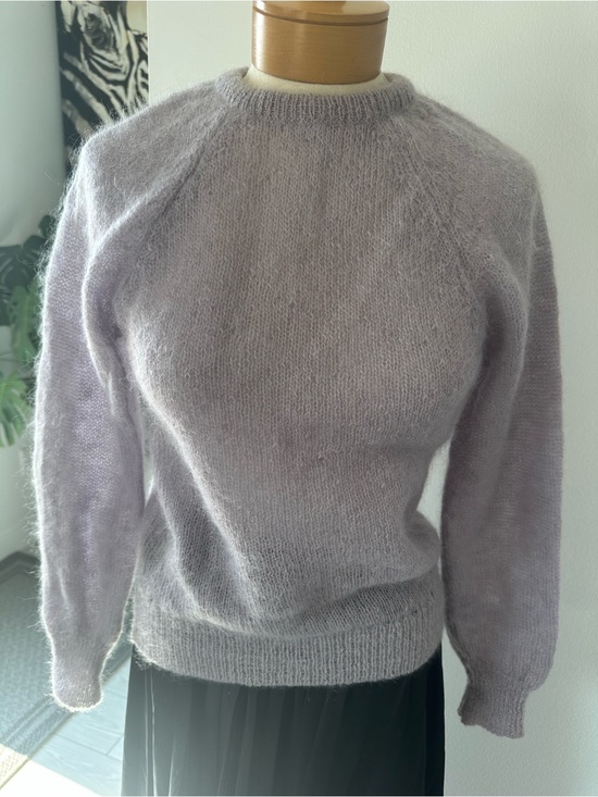 Glenugie Scotland Sweaters - Women's Crew Neck Mohair-Blend Sweater in Soft Lilac